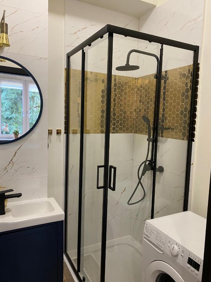Przytulny I Nowoczesny Apartament Malgosi, 10 Min Pieszo Od Dworca I Galerii Katowice Kültér fotó
